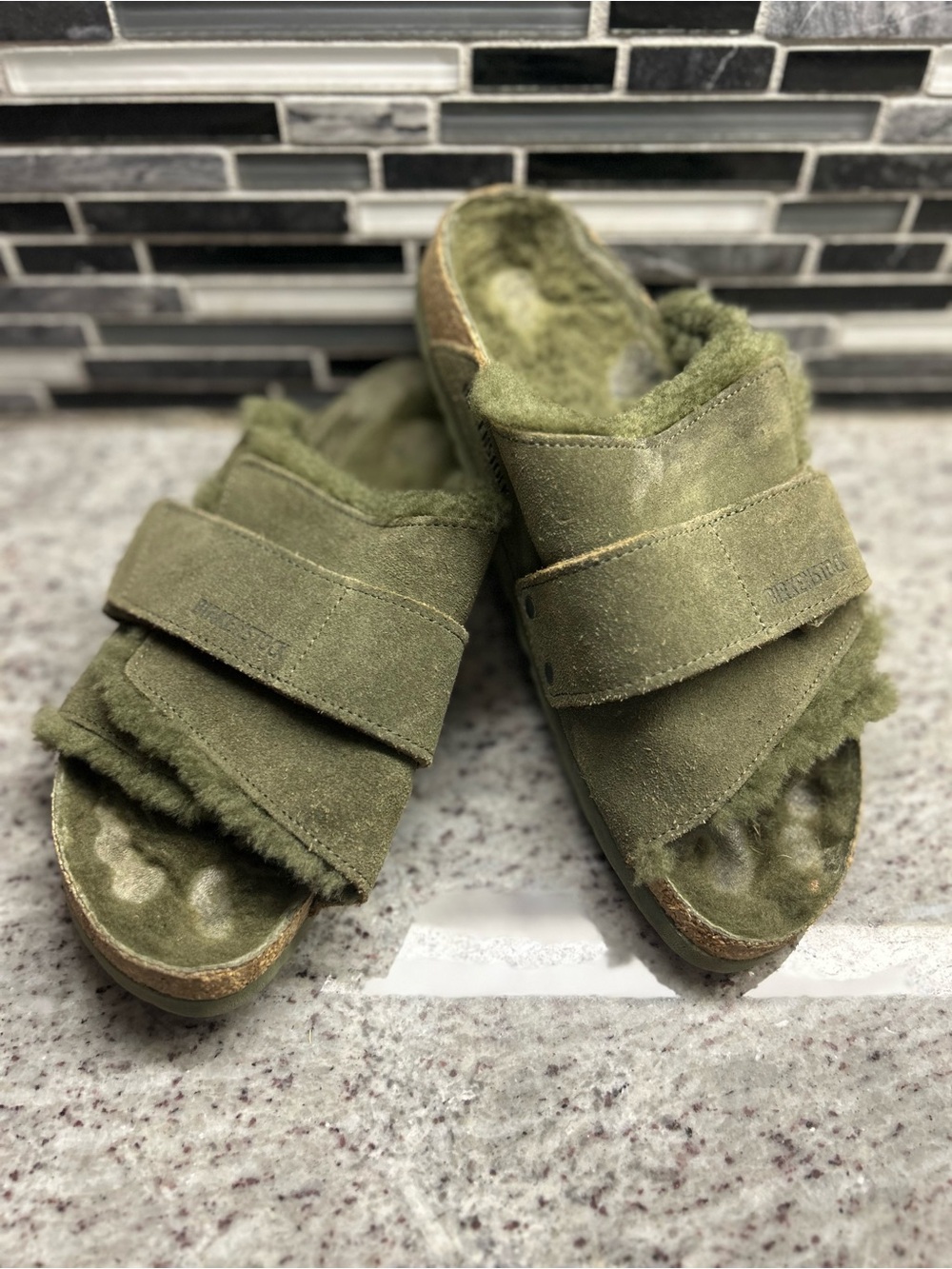 Birkenstock Leather Kyoto Olive Green Fuzzy Slide Sandals for Women size 9